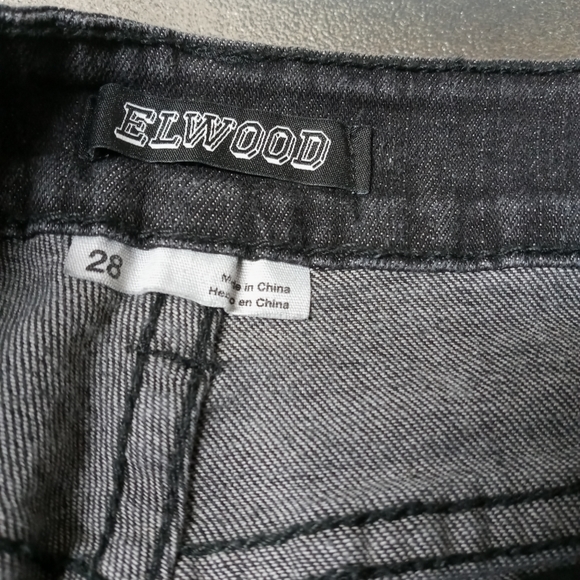 ⭐SOLD⭐Black skinny jeans - Picture 8 of 16